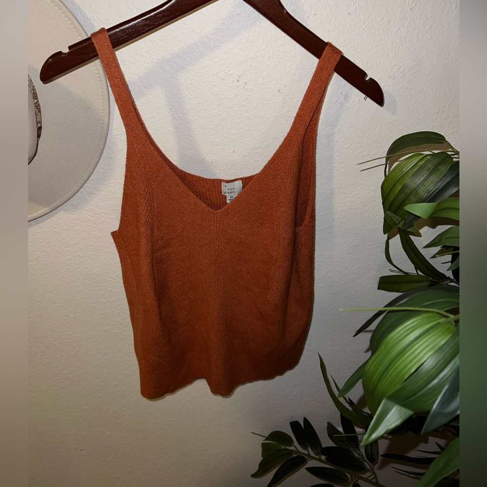XL RIBBED RUST TANK TOP